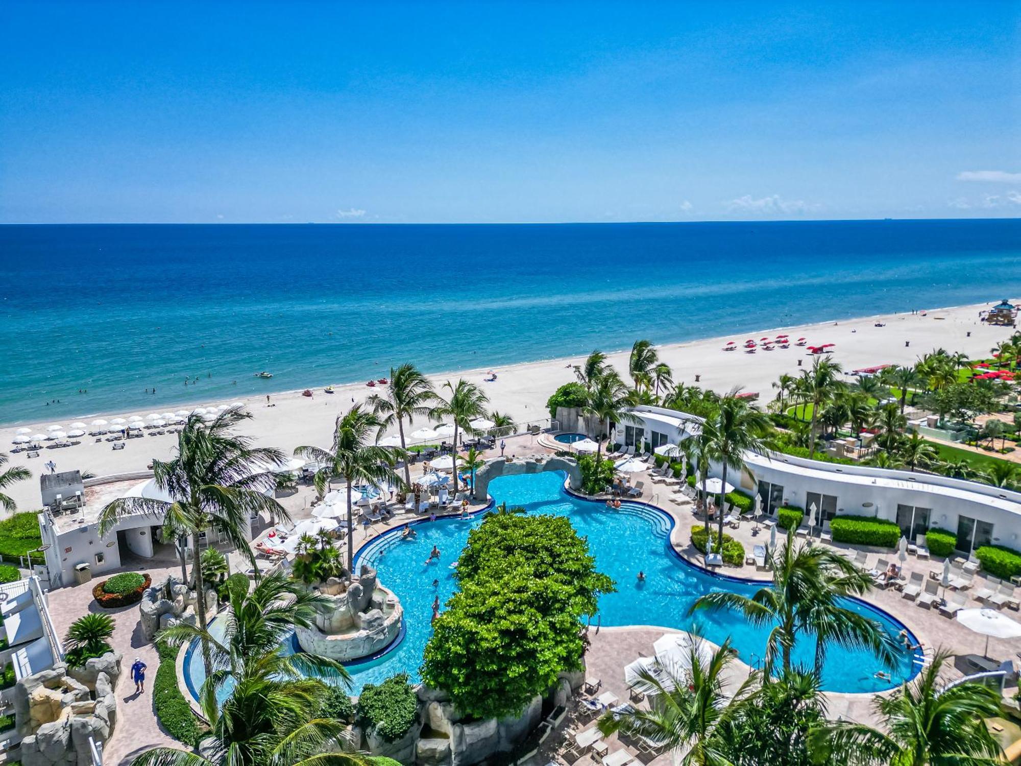 Apartment Large In Sunny Isles