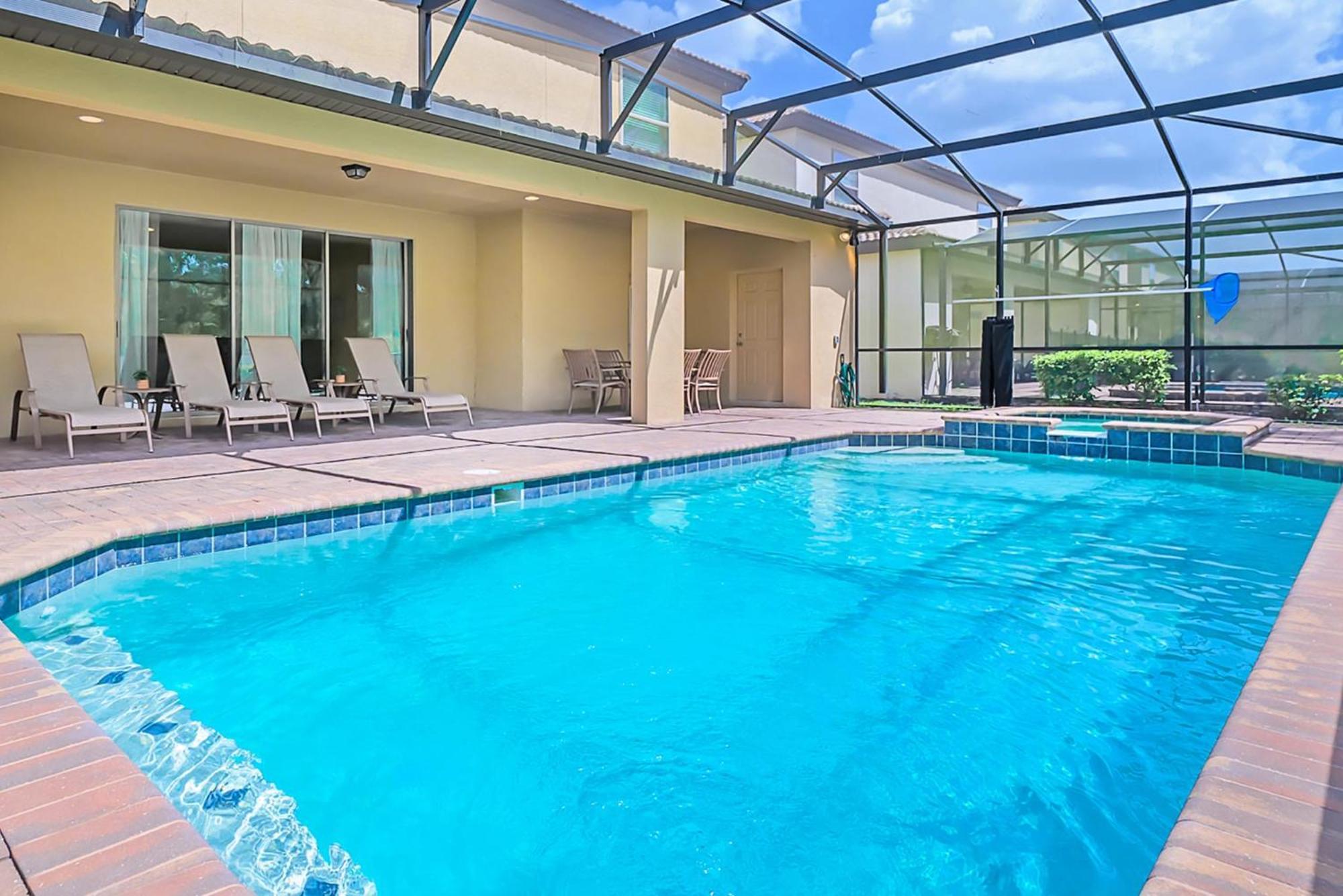 Holiday home Upstay - Theater Games Pool - Hot Tub - Sleeps 16 *