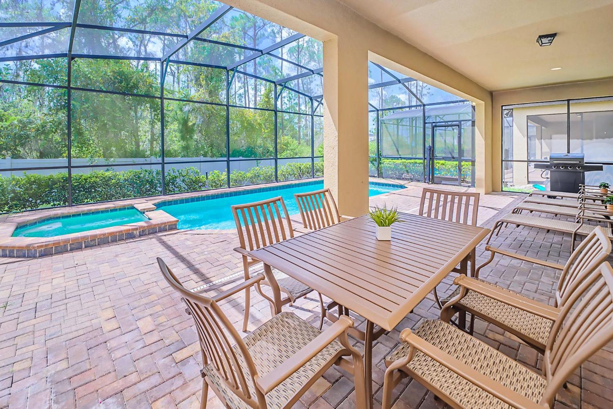 Holiday home Upstay - Theater Games Pool - Hot Tub - Sleeps 16 *