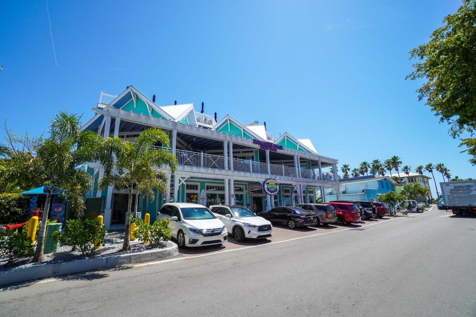 Holiday home Paradise Beach, 8 Bed, 6,5 Bath, Beachfront & Pet Friendly! *