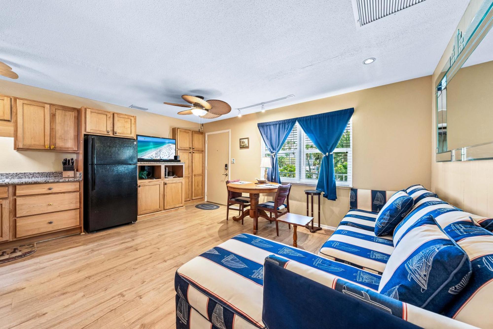 Gulf Holiday By Beachside Management *