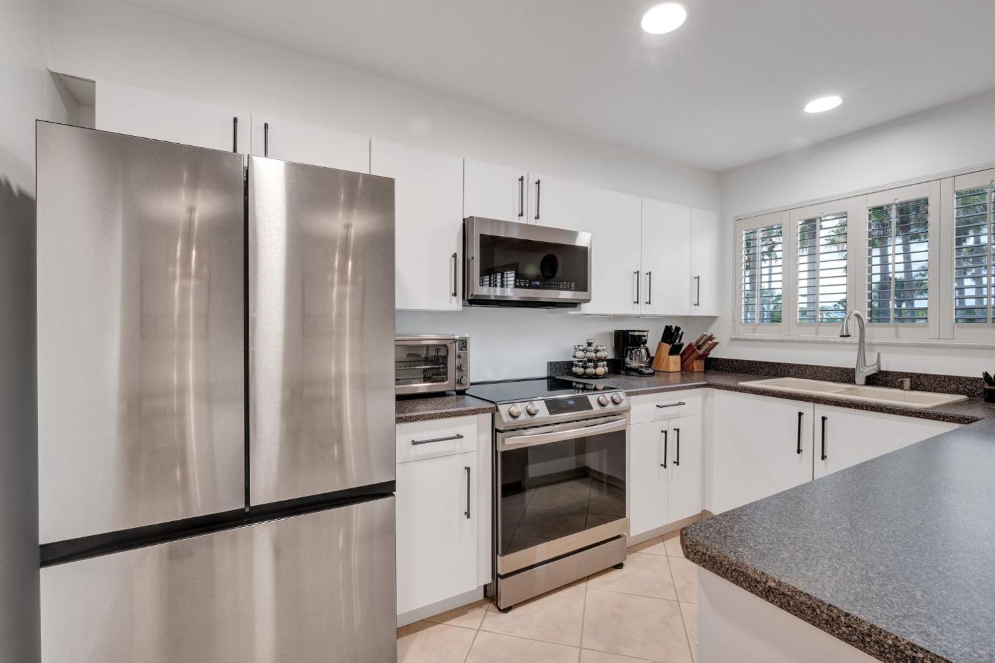 Holiday home Oceanside Village Townhouse No Drive New Smyrna Beach, Private Ground Floor Patio W Grill *