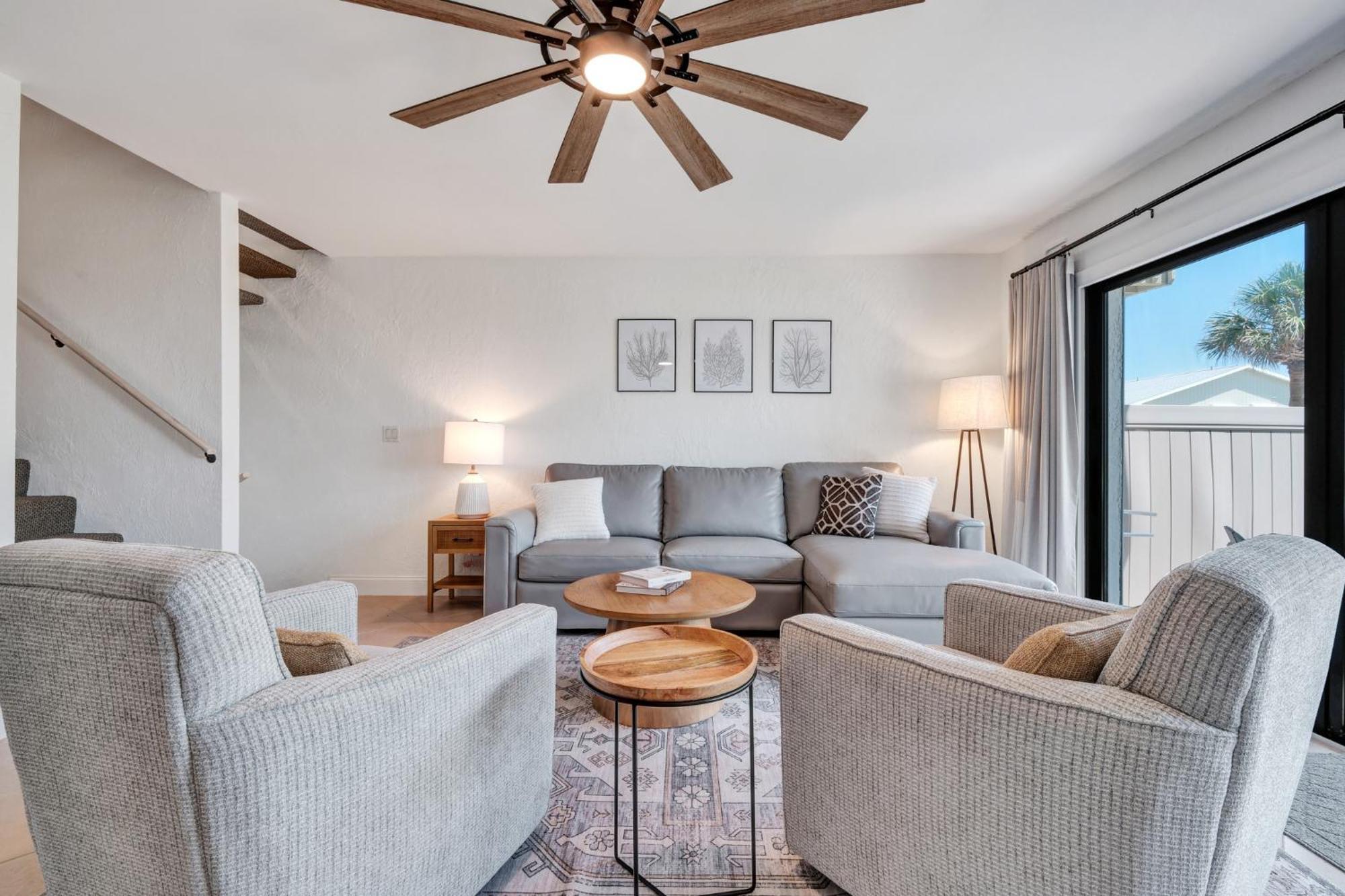 Holiday home Oceanside Village Townhouse No Drive New Smyrna Beach, Private Ground Floor Patio W Grill