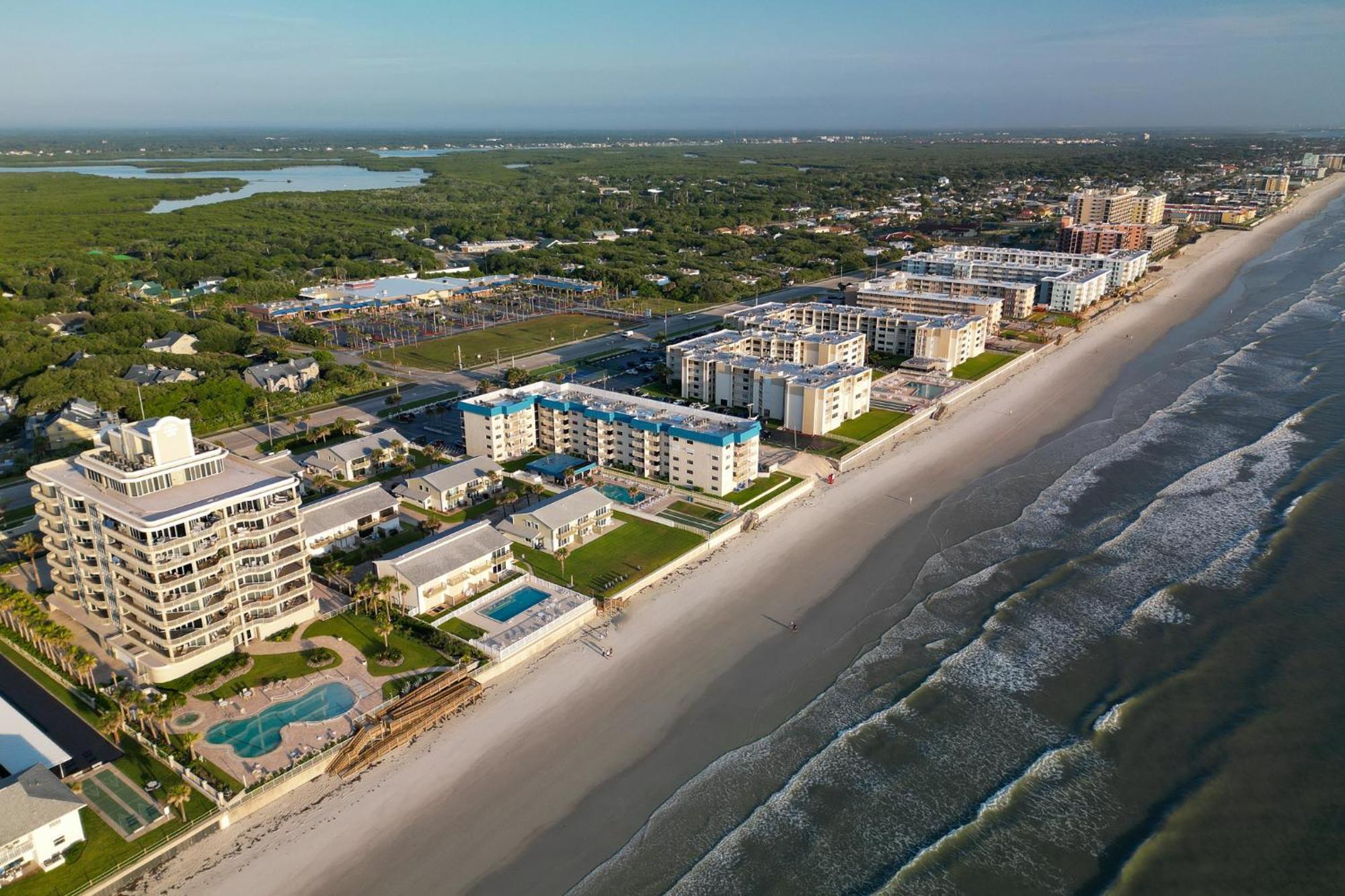 Holiday home Oceanside Village Townhouse No Drive New Smyrna Beach, Private Ground Floor Patio W Grill