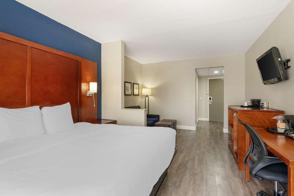 Comfort West