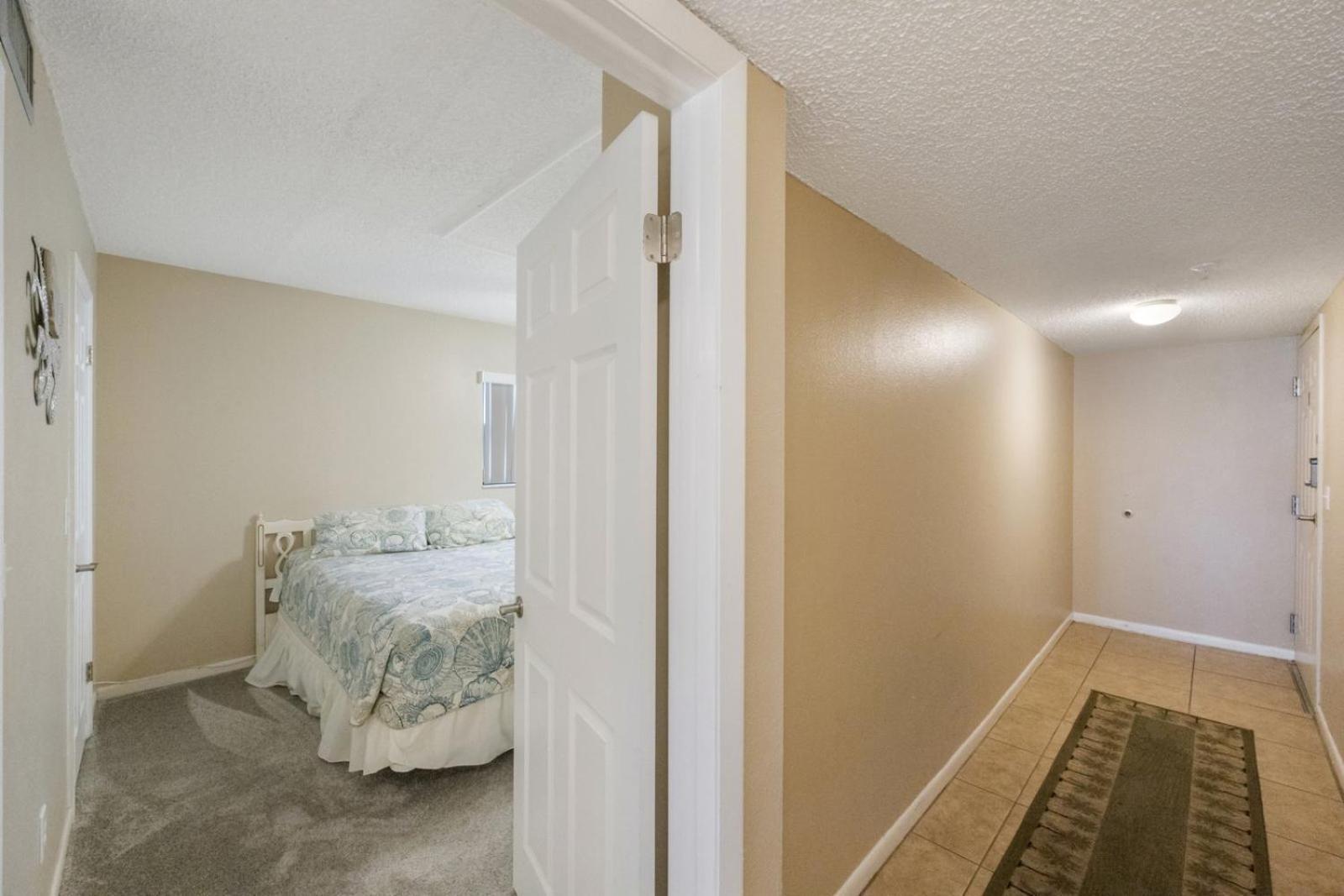 305 Sandy Shores * St. Pete Beach