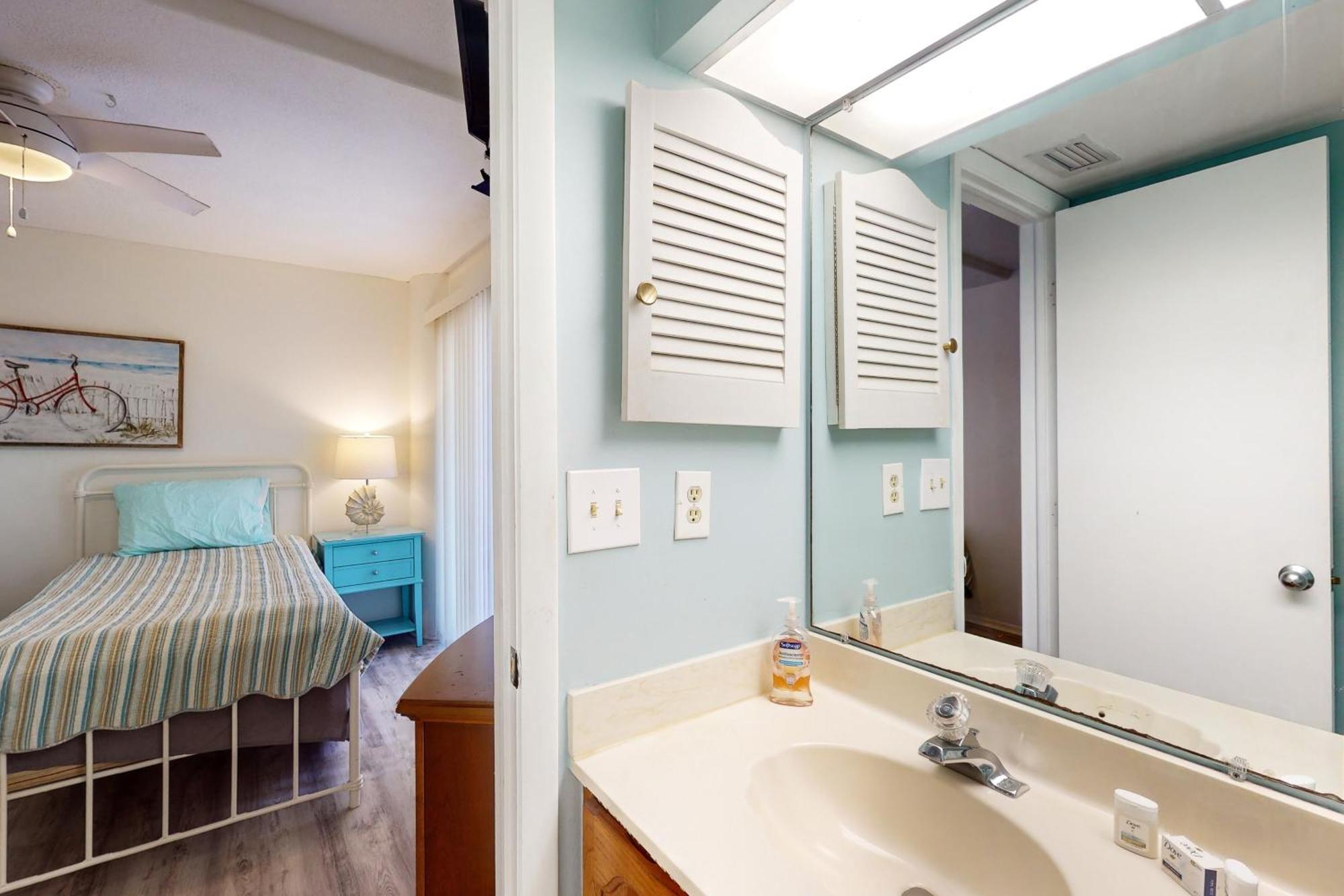 Ocean Breeze & Santa Maria * Fort Myers Beach