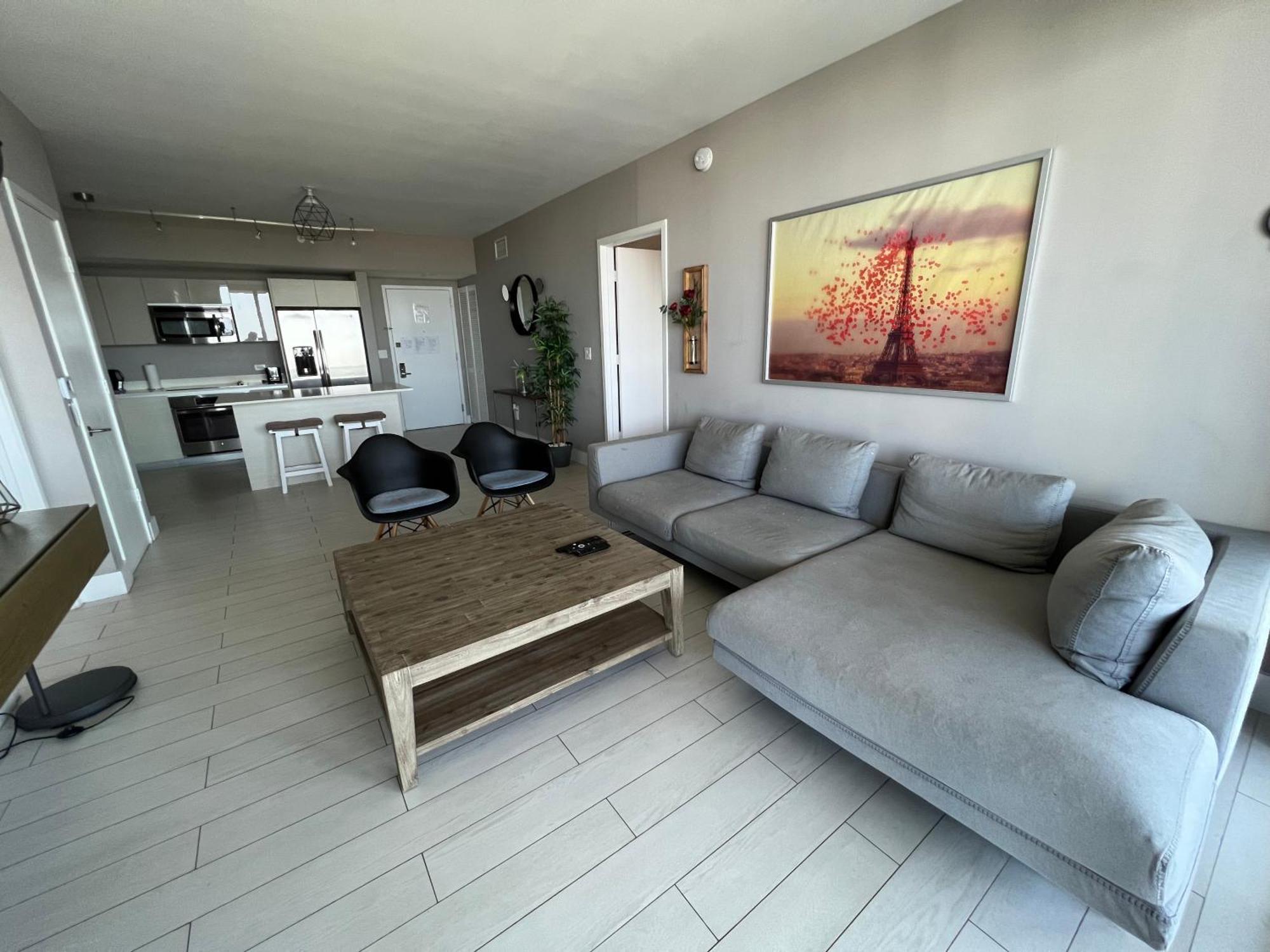 Mvr At Beachwalk * Hallandale Beach
