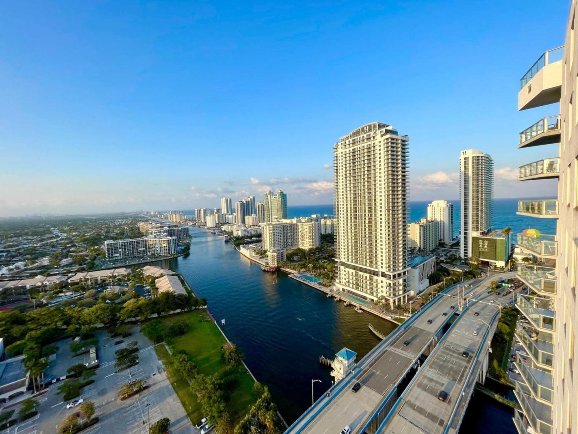 Apartment Mvr At Beachwalk