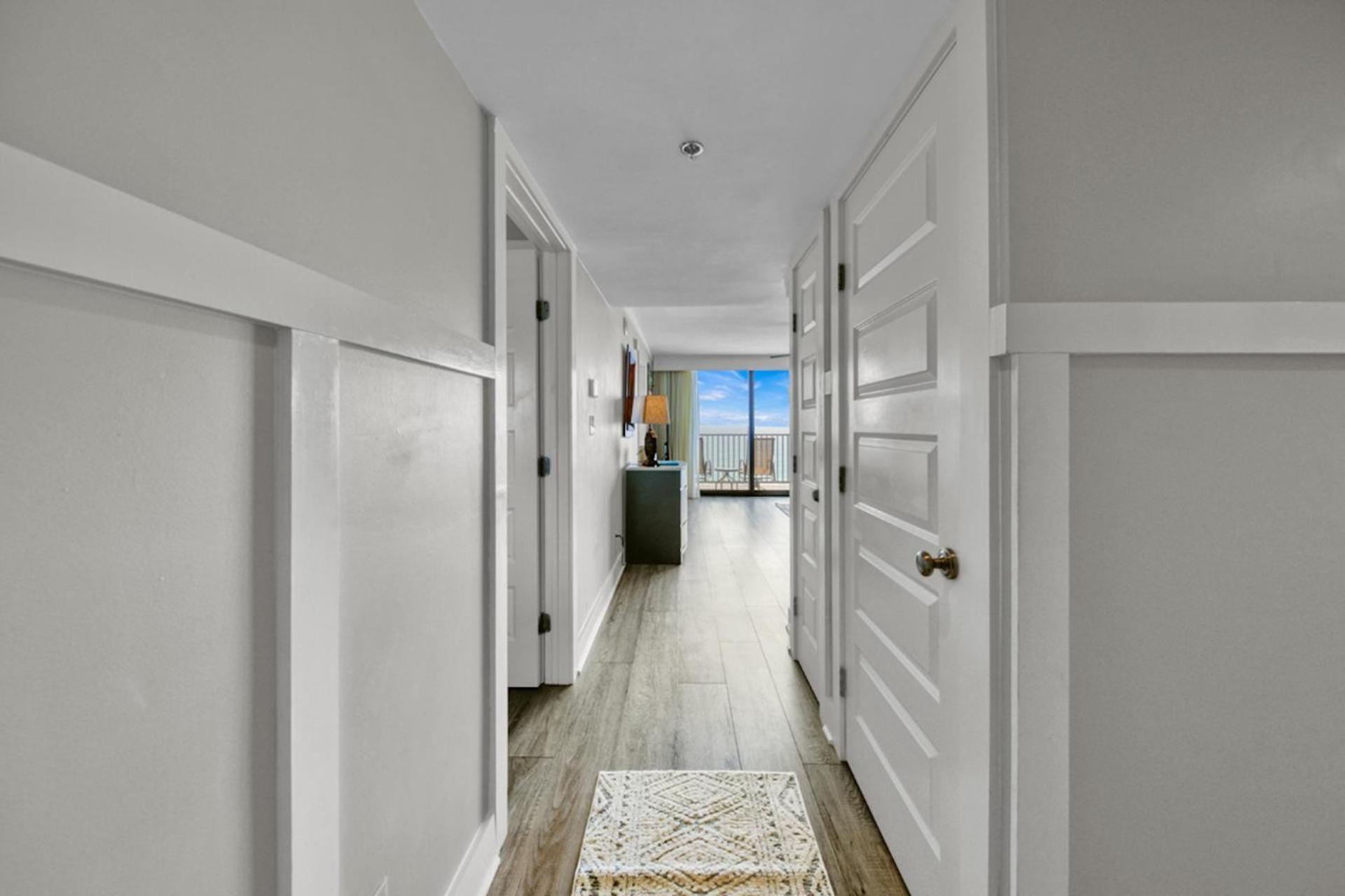 One Seagrove Place 1206 *