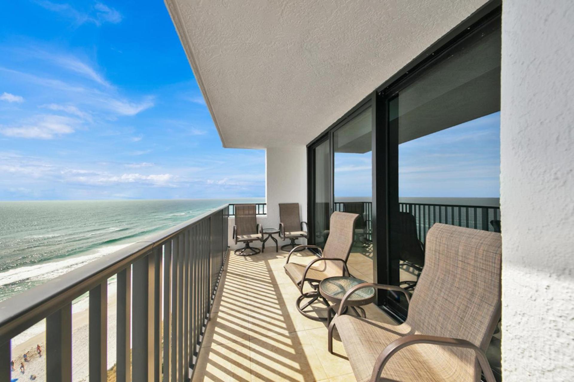 One Seagrove Place 1206 Holiday home *