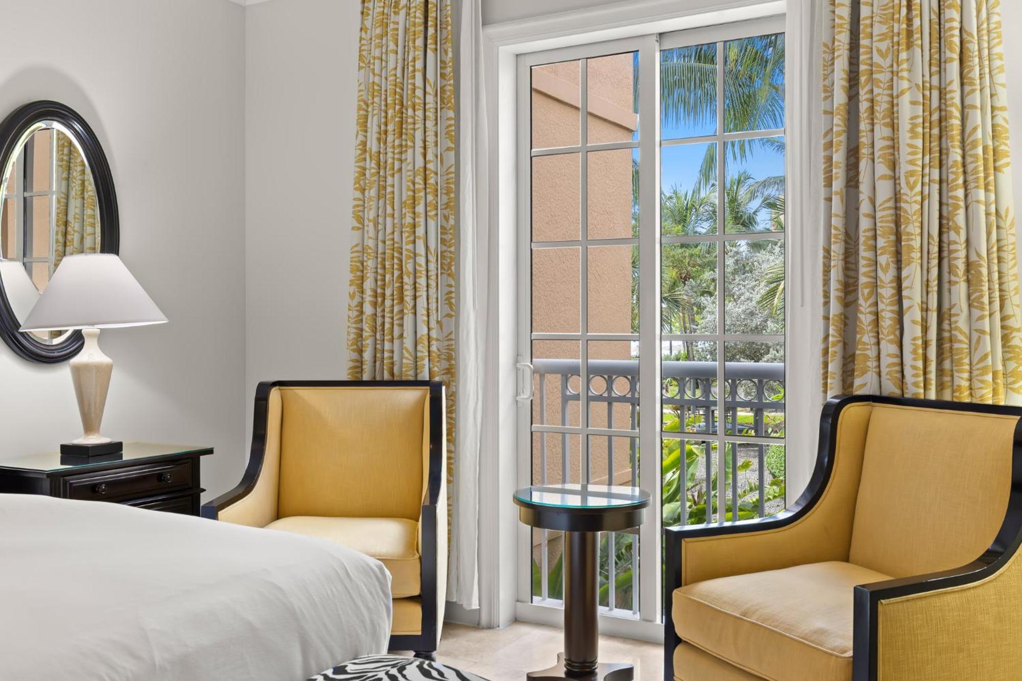 Resort Beachside & Residences 4*