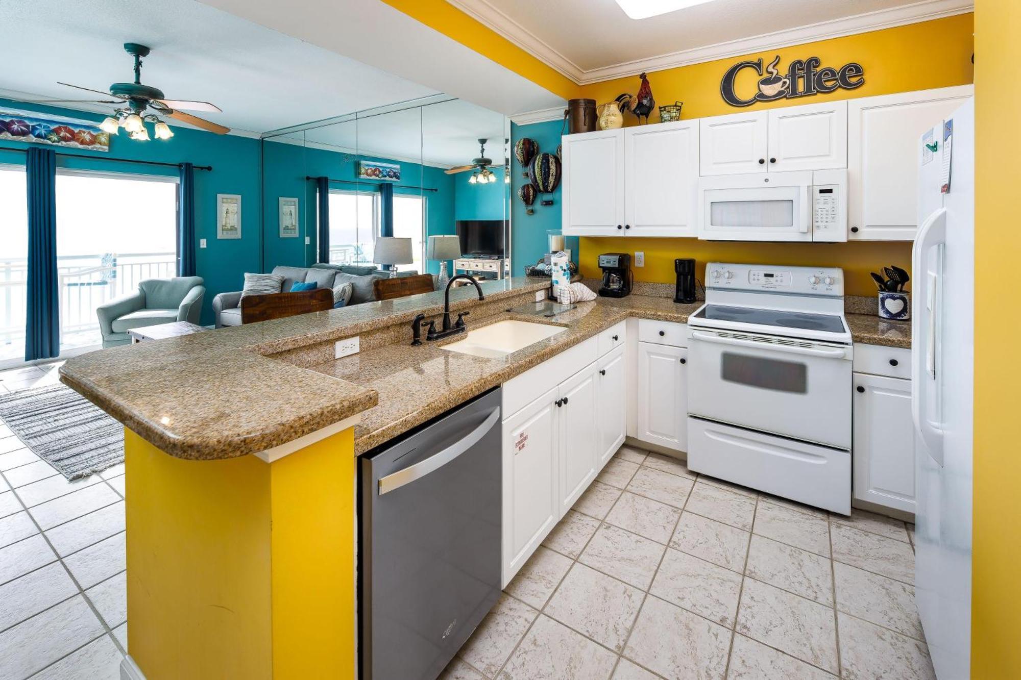 Pelican Isle 611 Apartment