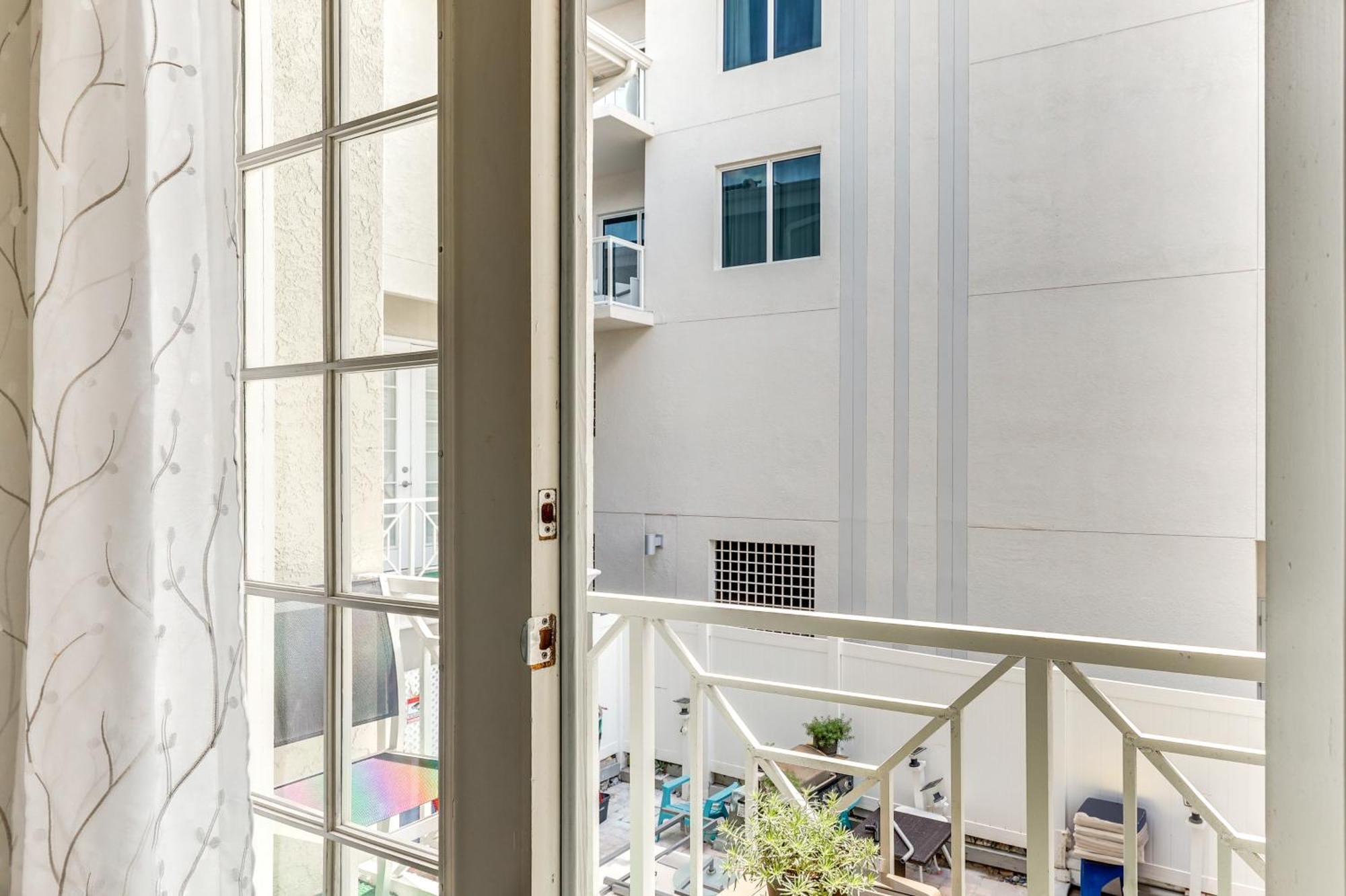 Clearwater Hideaway Walkable Location! Holiday home *