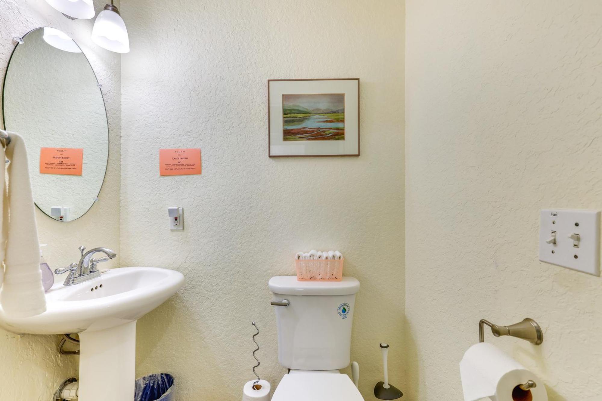 Clearwater Hideaway Walkable Location! Holiday home