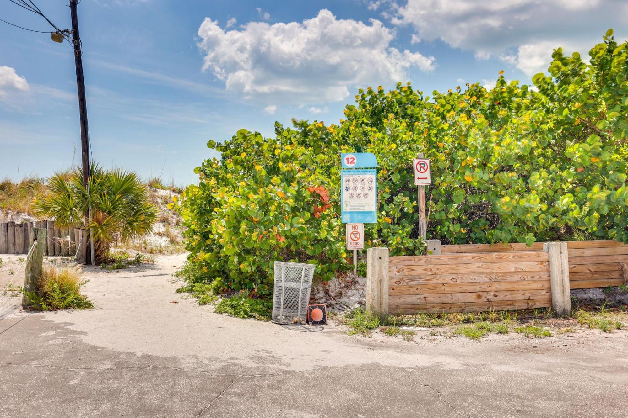 Clearwater Hideaway Walkable Location! * Clearwater Beach