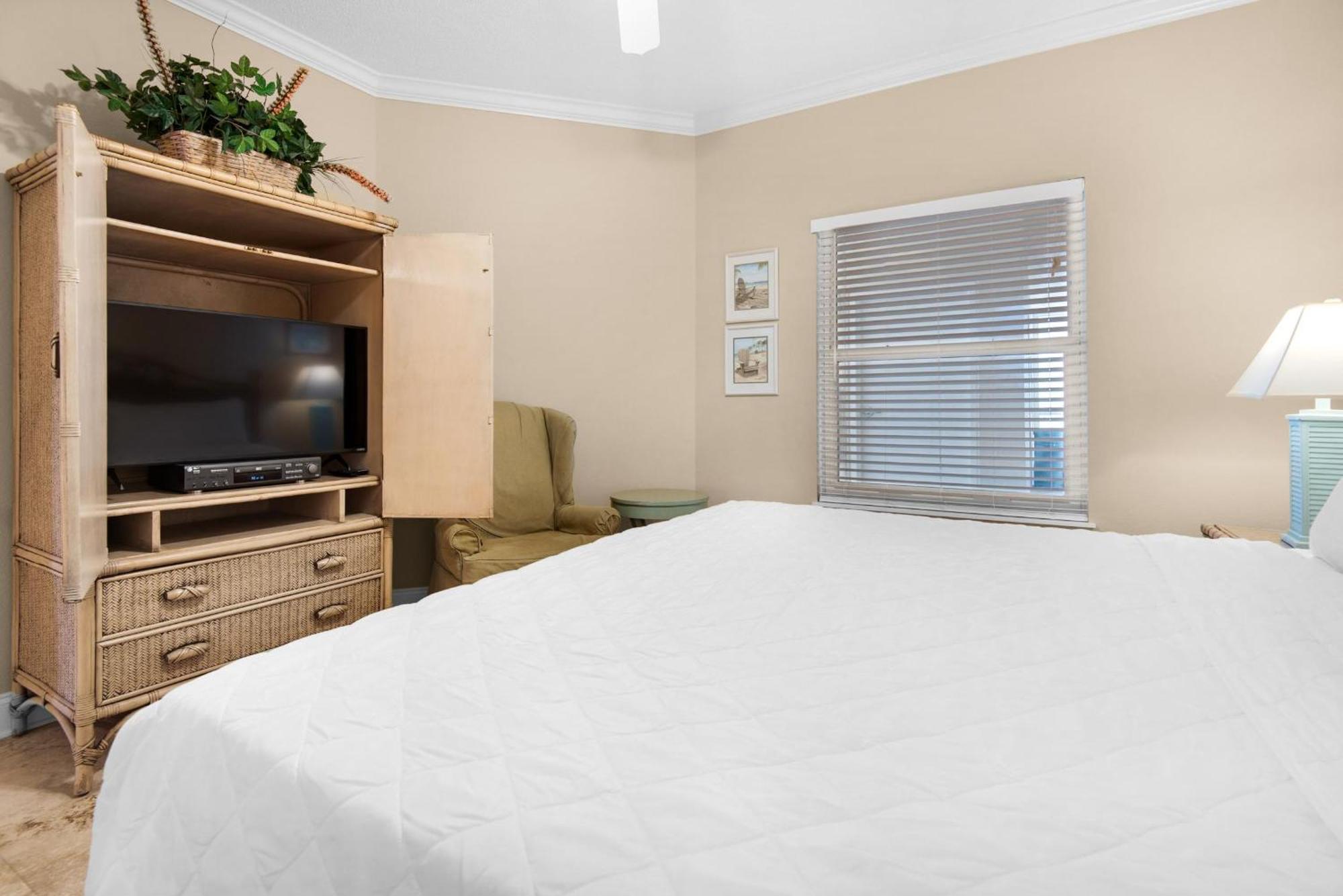 The Pearl 404 *