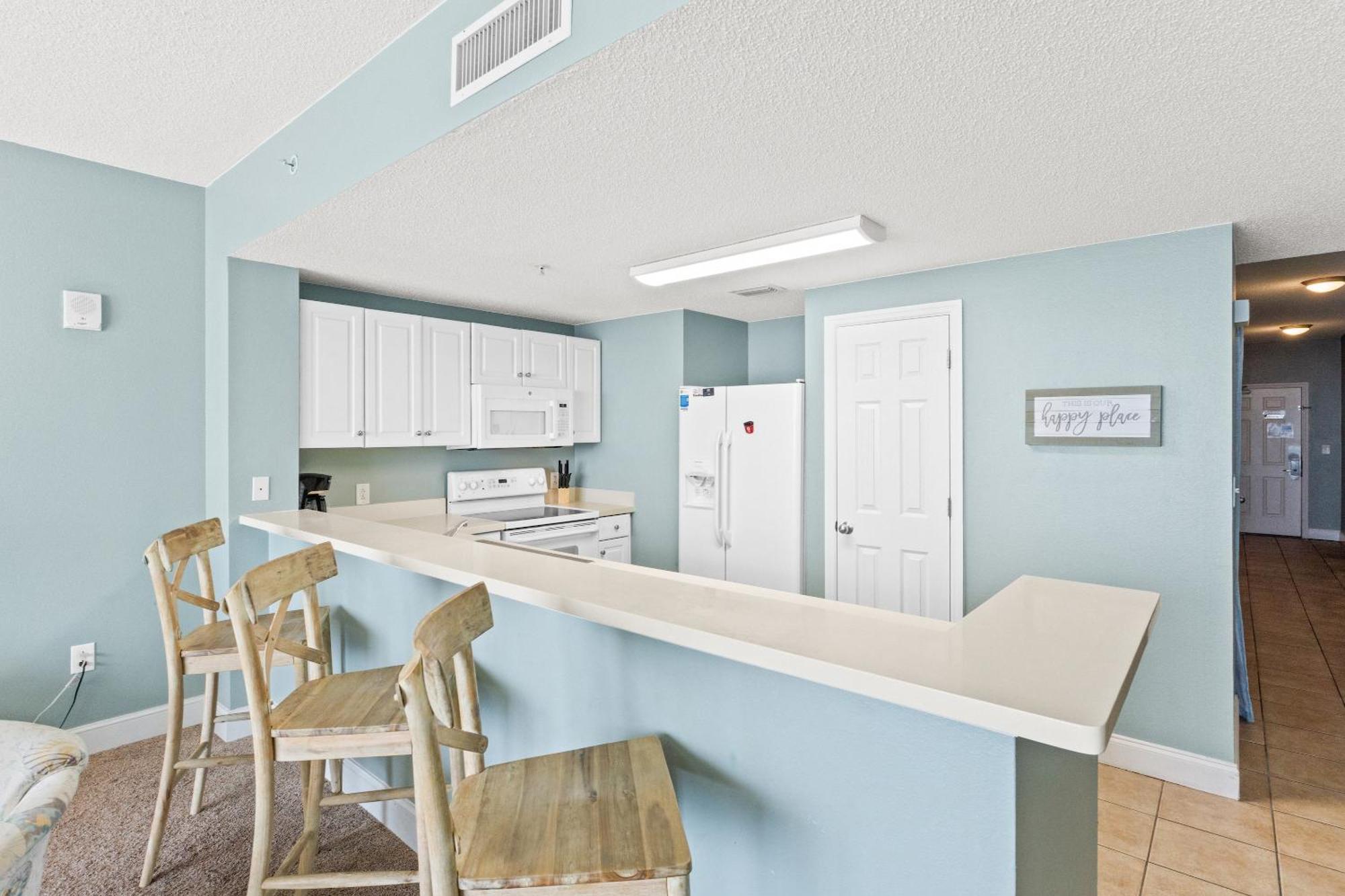 Apartment Majestic Towers By Panhandle Getaways Panama City Beach