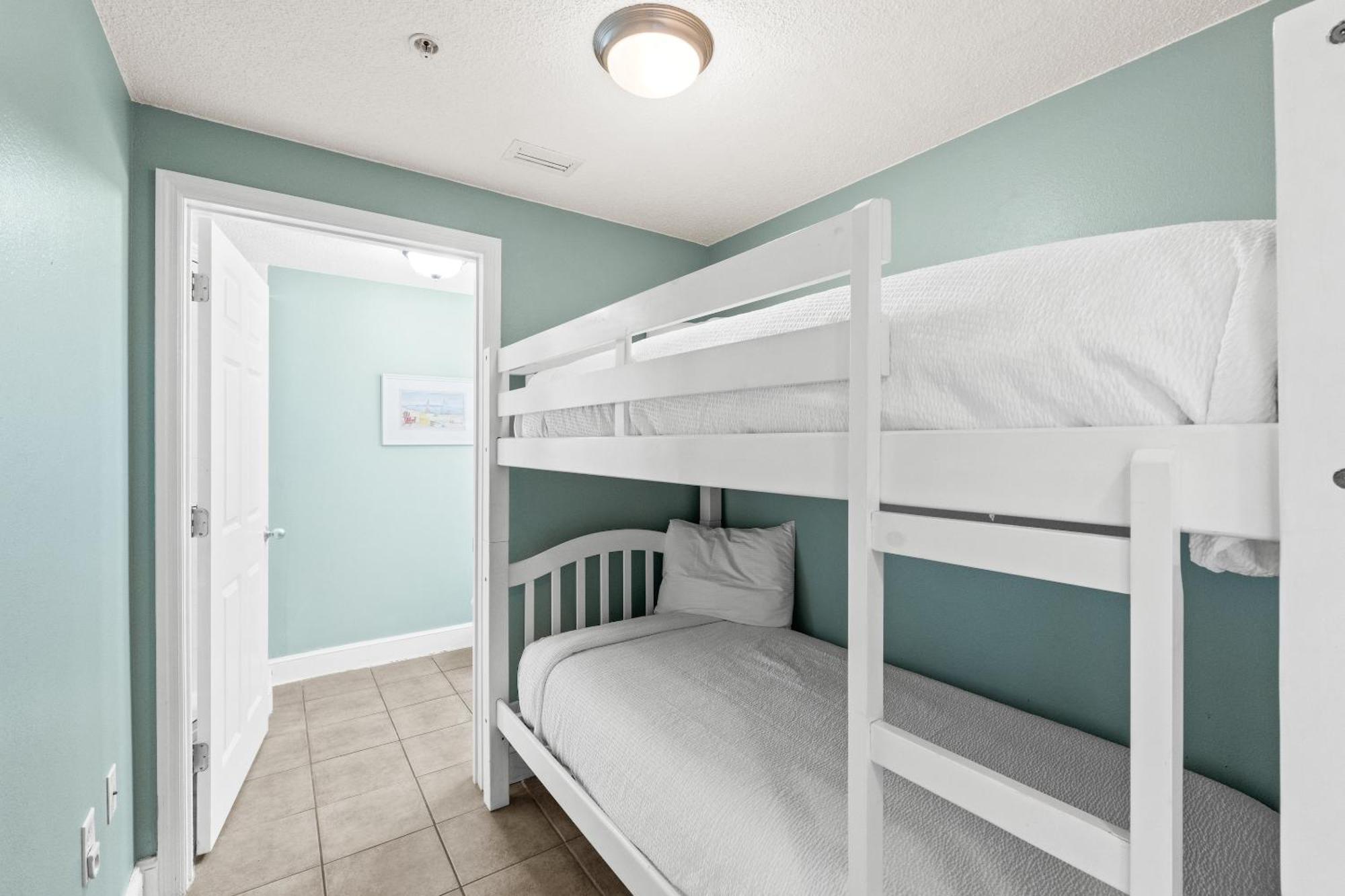 Majestic Towers By Panhandle Getaways * Panama City Beach