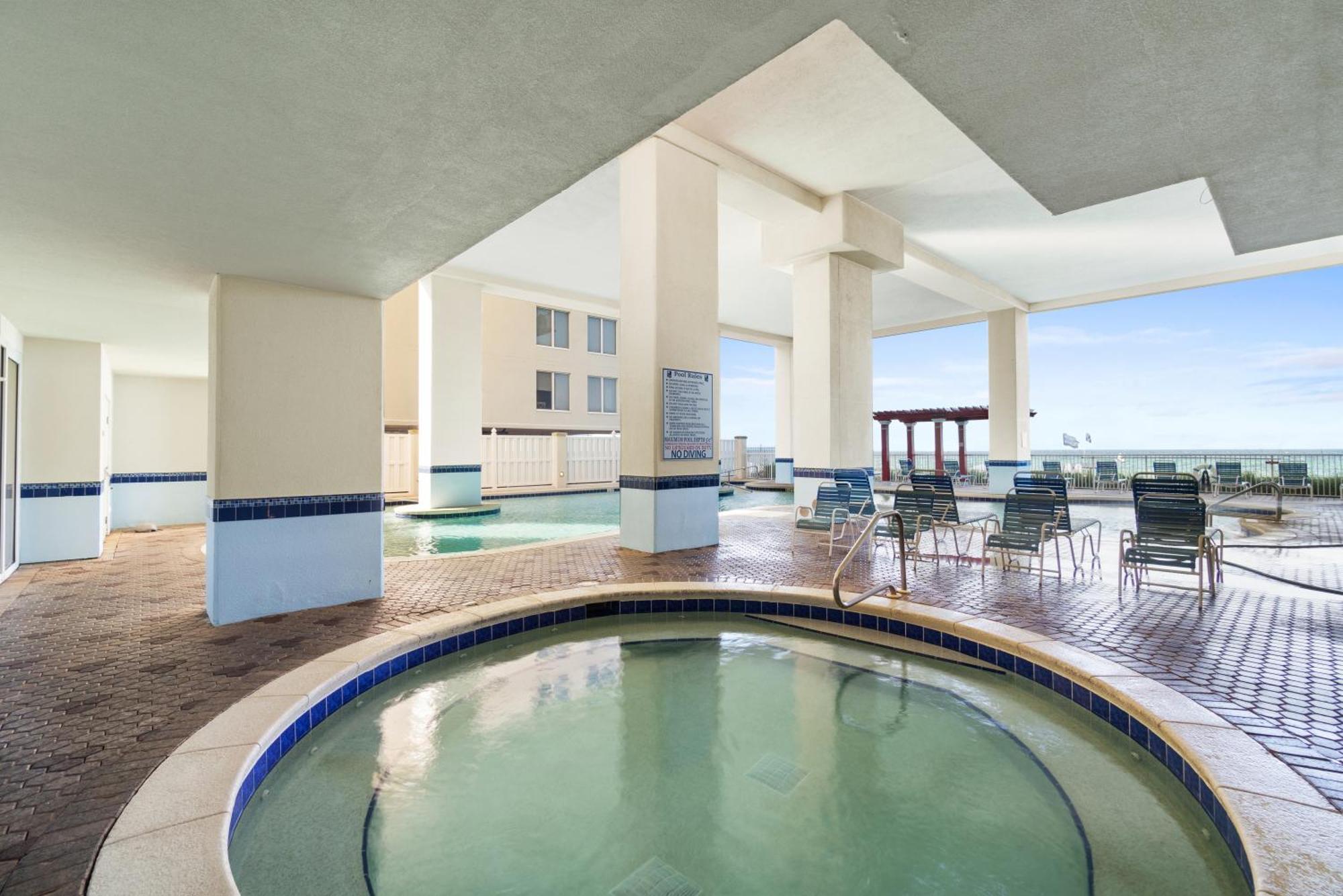 Apartment Majestic Towers By Panhandle Getaways *