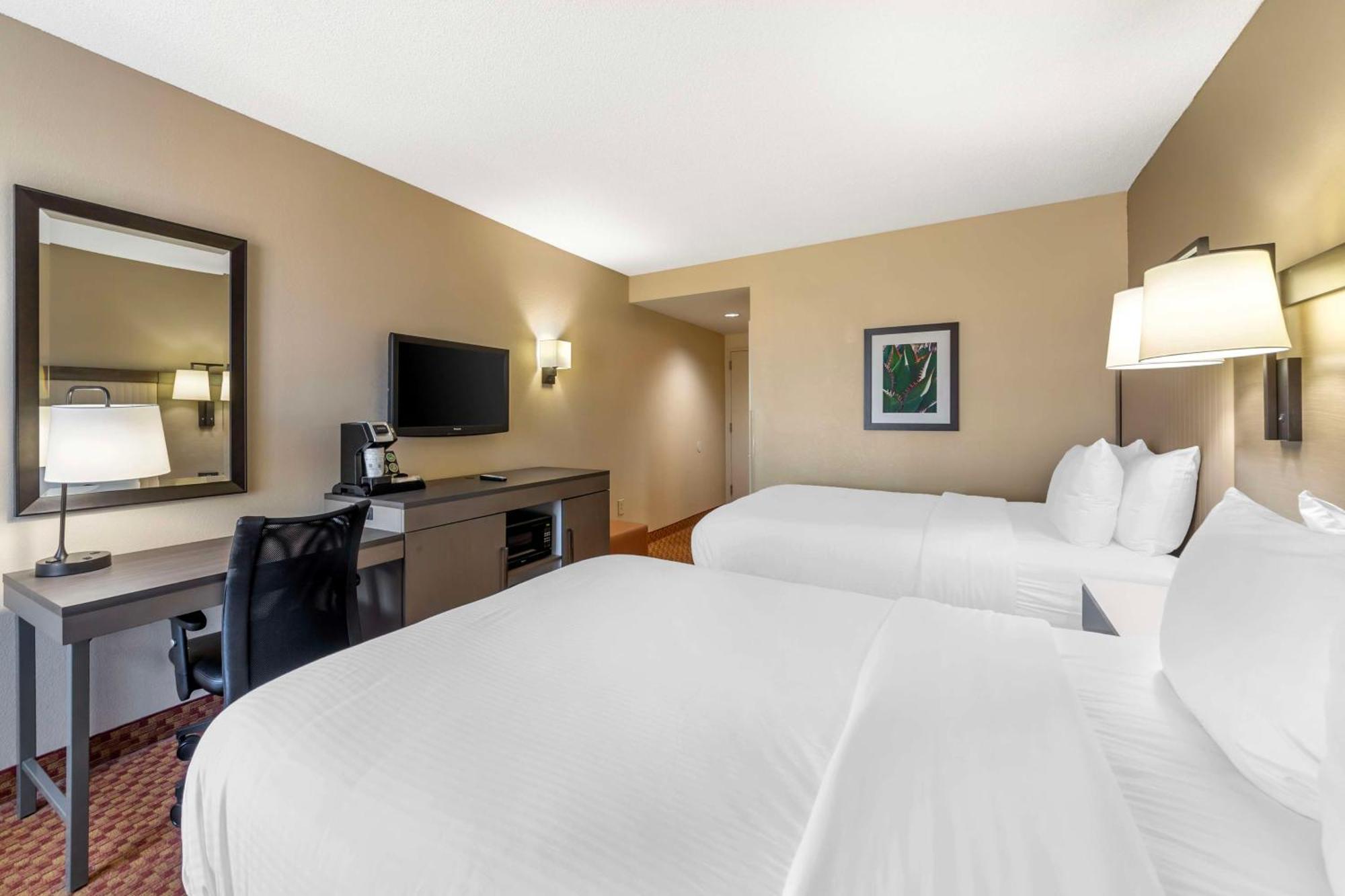 Hotel Western & 3*