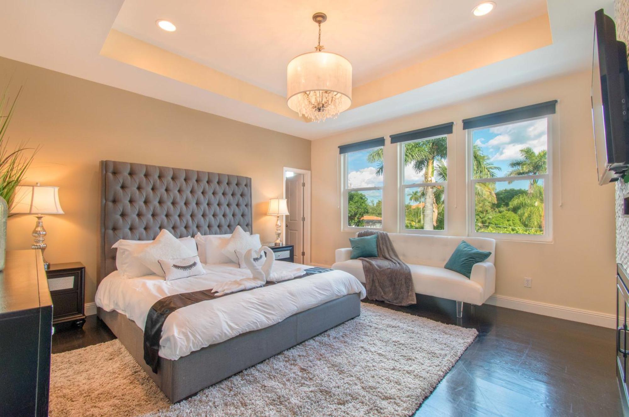 Dream House 5 Bedroom W Amazing Heated Pool *