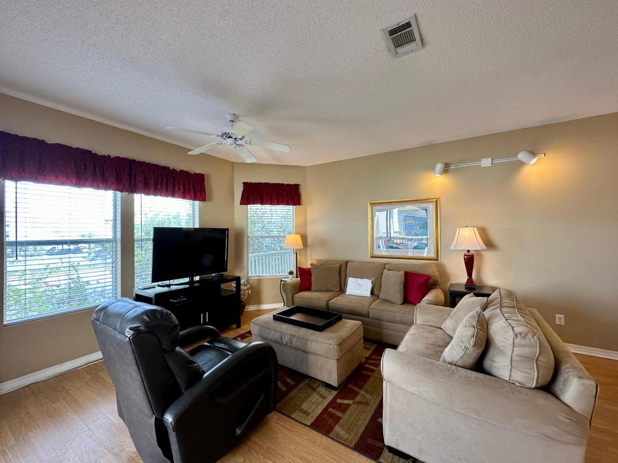Sandpiper Cove 9208 *