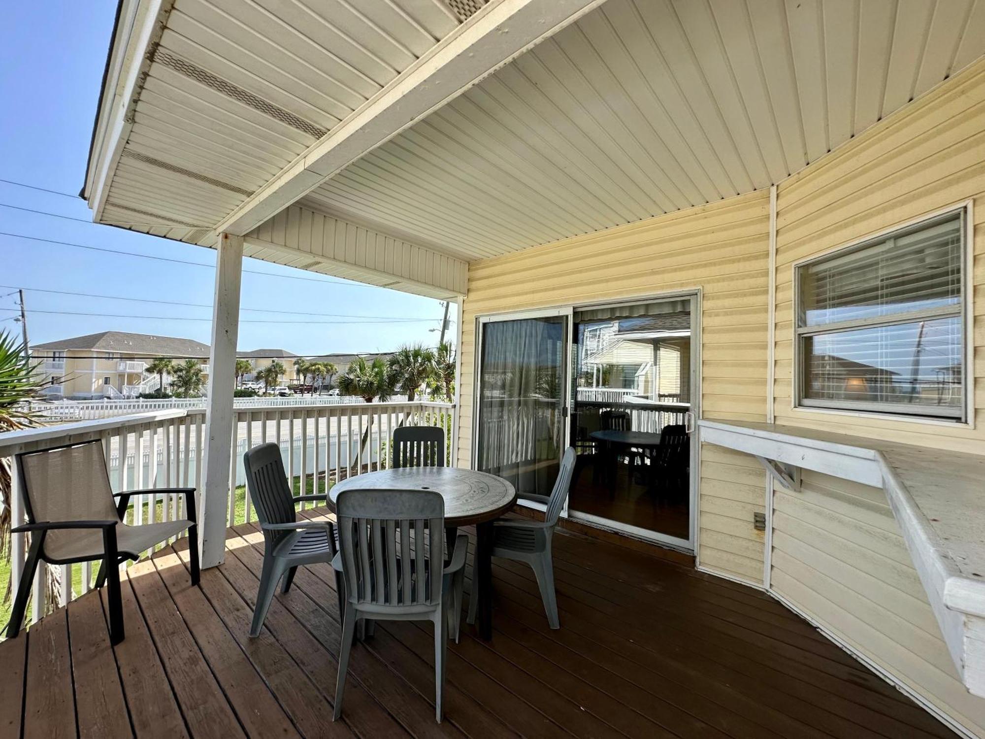 Sandpiper Cove 9208 *