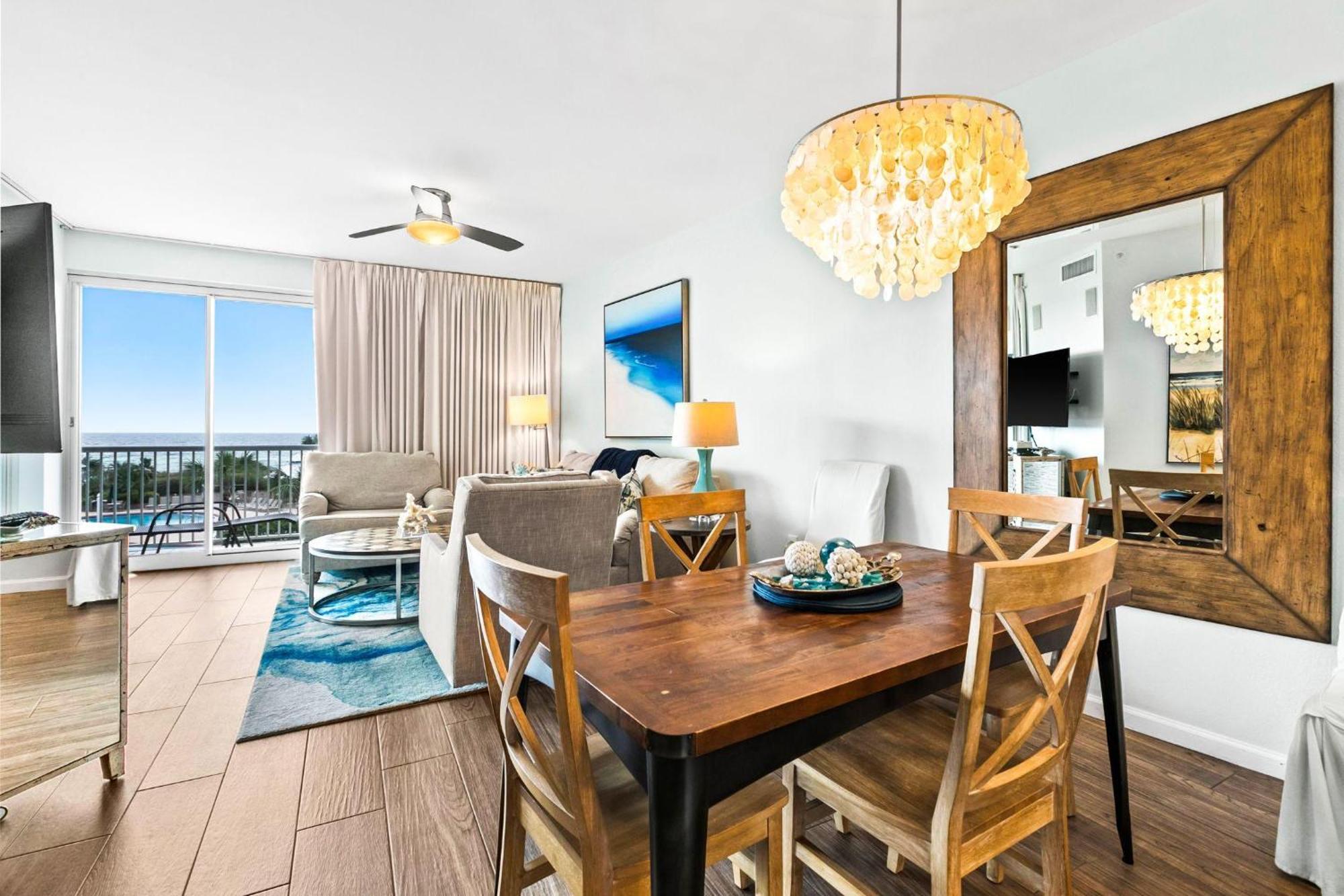 The Crescent 216 Holiday home