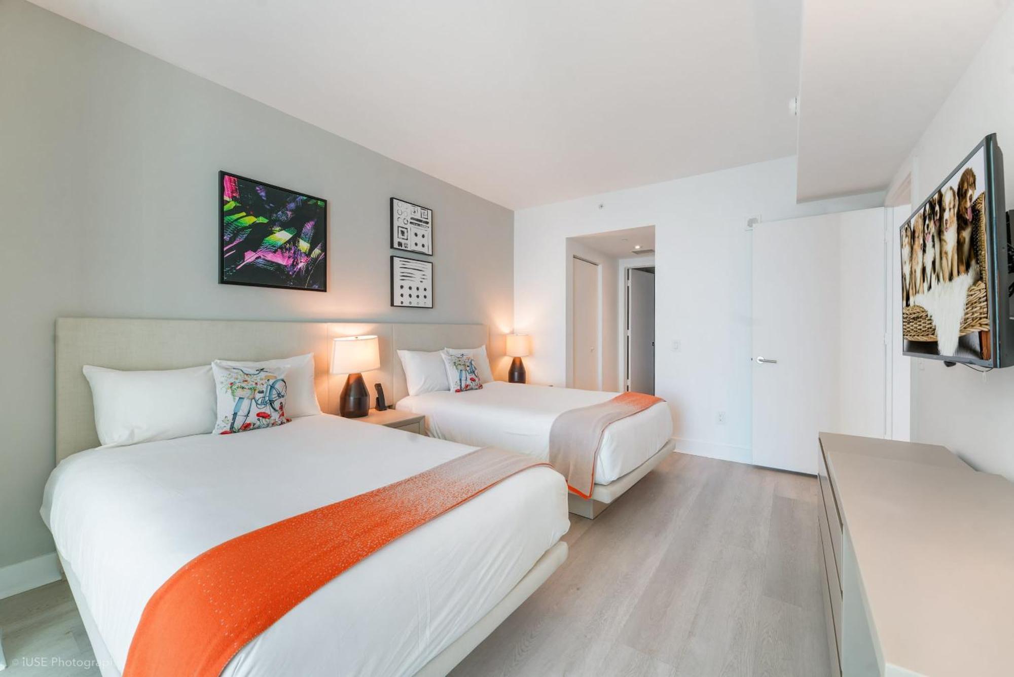 Lyfe Stunning 2 Bdr Modern On The Ocean Apartment Hollywood