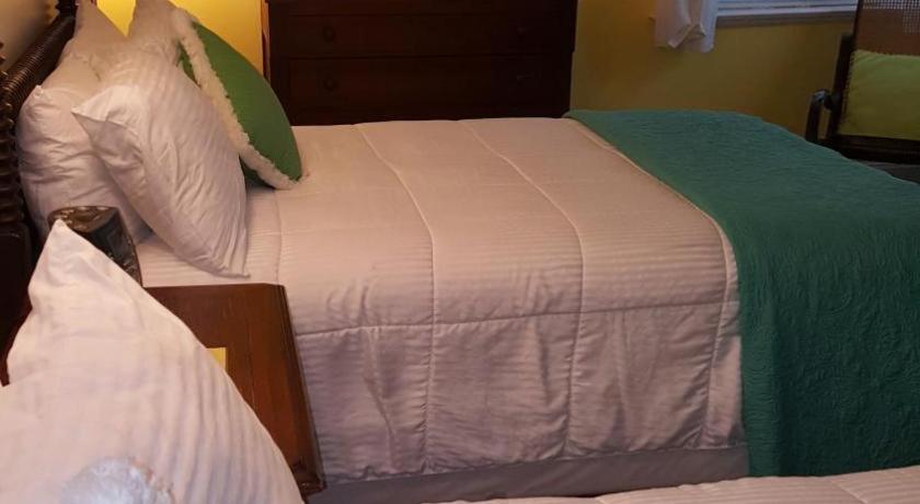 The Caribbean Court Boutique Hotel