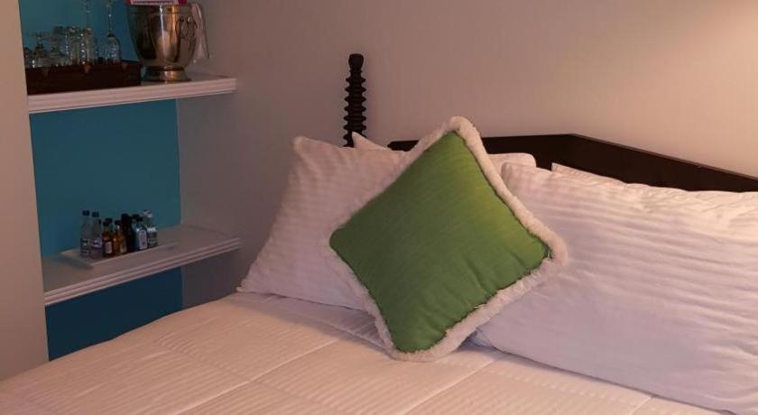 Hotel The Caribbean Court Boutique 3*