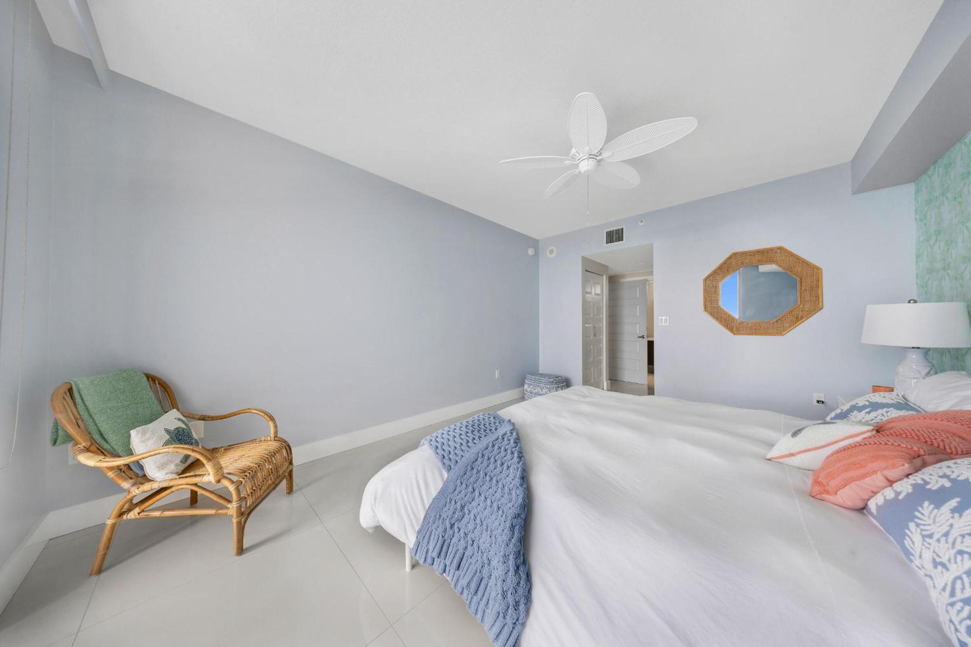 Apartment Relaxation At Its Finest Water-View In Golden Bay With Free Parking