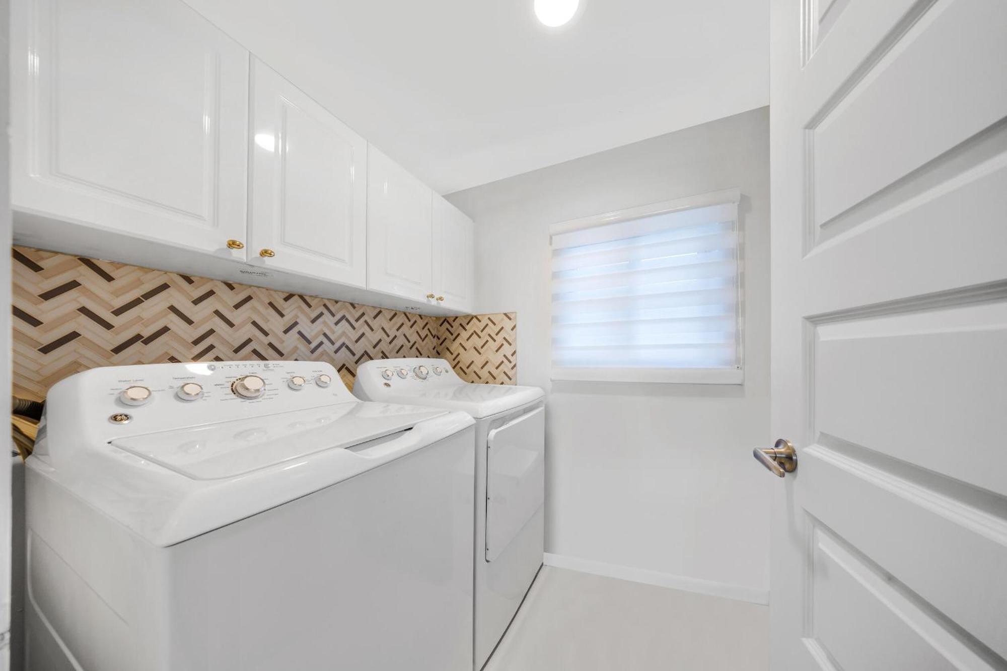 Apartment Relaxation At Its Finest Water-View In Golden Bay With Free Parking Sunny Isles Beach