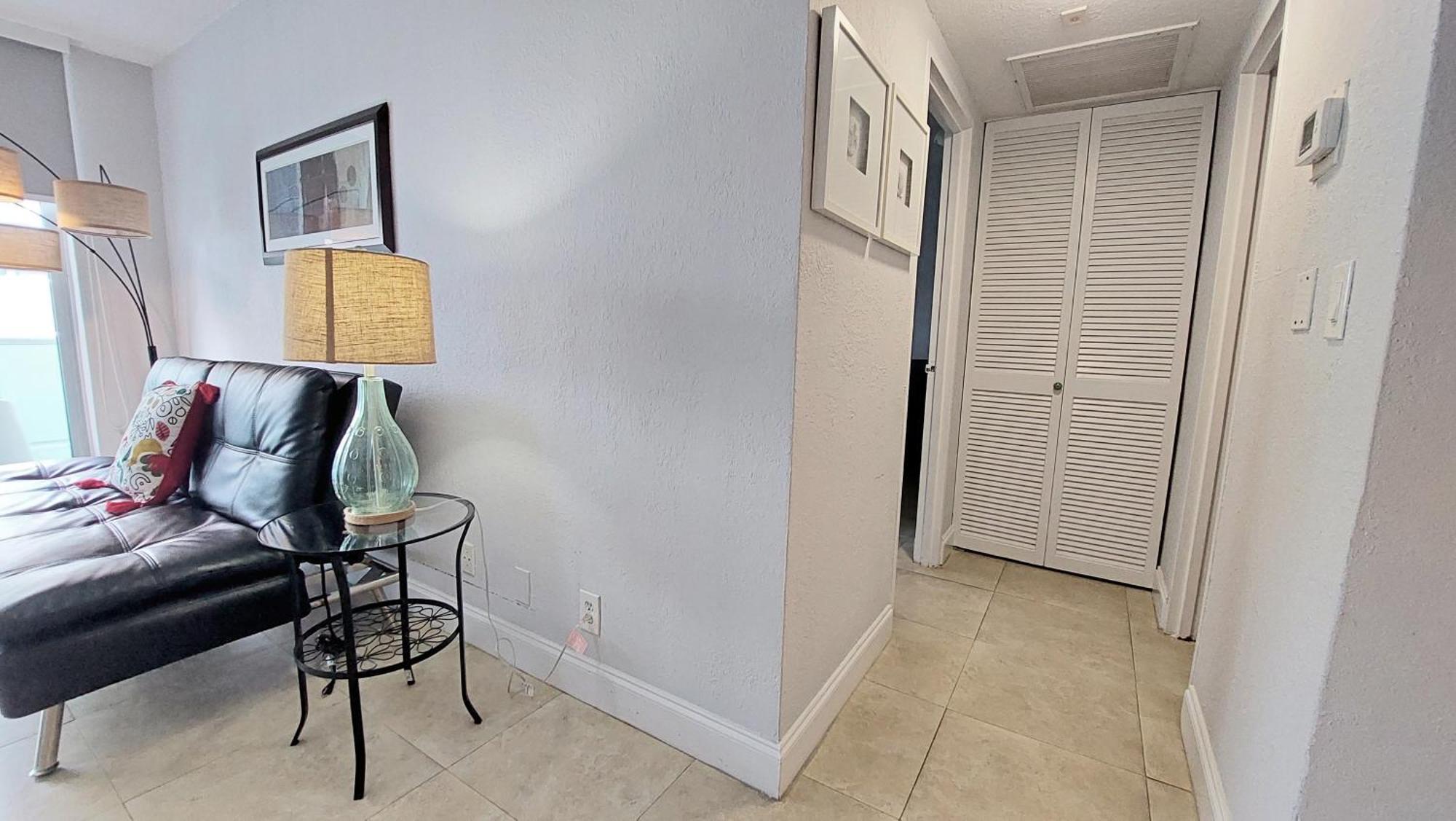 Apartment The Tides 1bedroom 3rd Floor We Are On The Beach! Hollywood