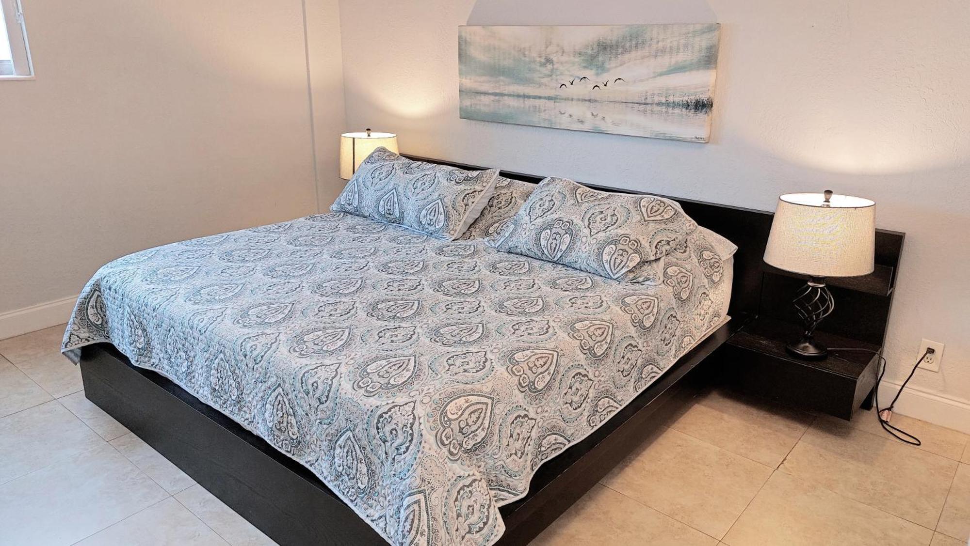 Apartment The Tides 1bedroom 3rd Floor We Are On The Beach! Hollywood