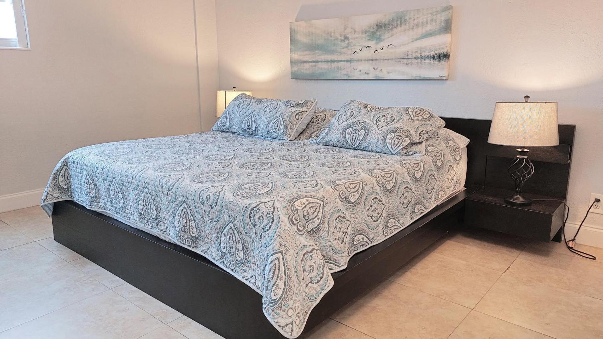The Tides 1bedroom 3rd Floor We Are On The Beach! *