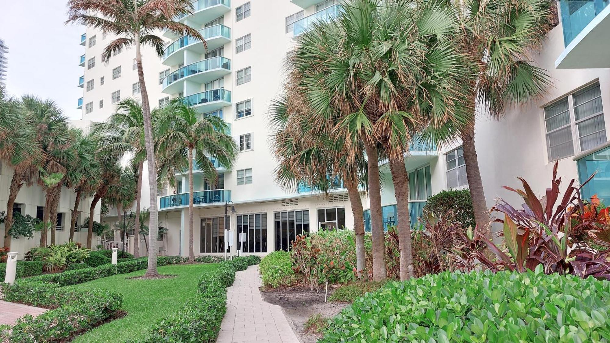 The Tides 1bedroom 3rd Floor We Are On The Beach!