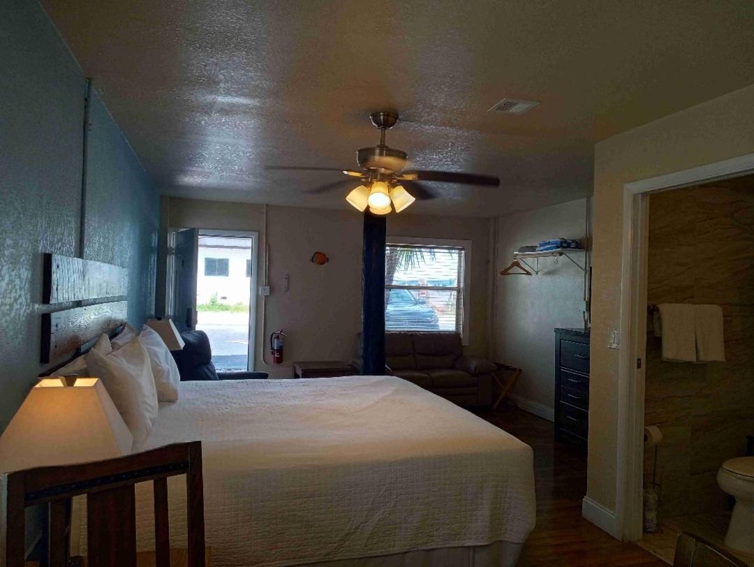 Knight's Key Hotel Marathon