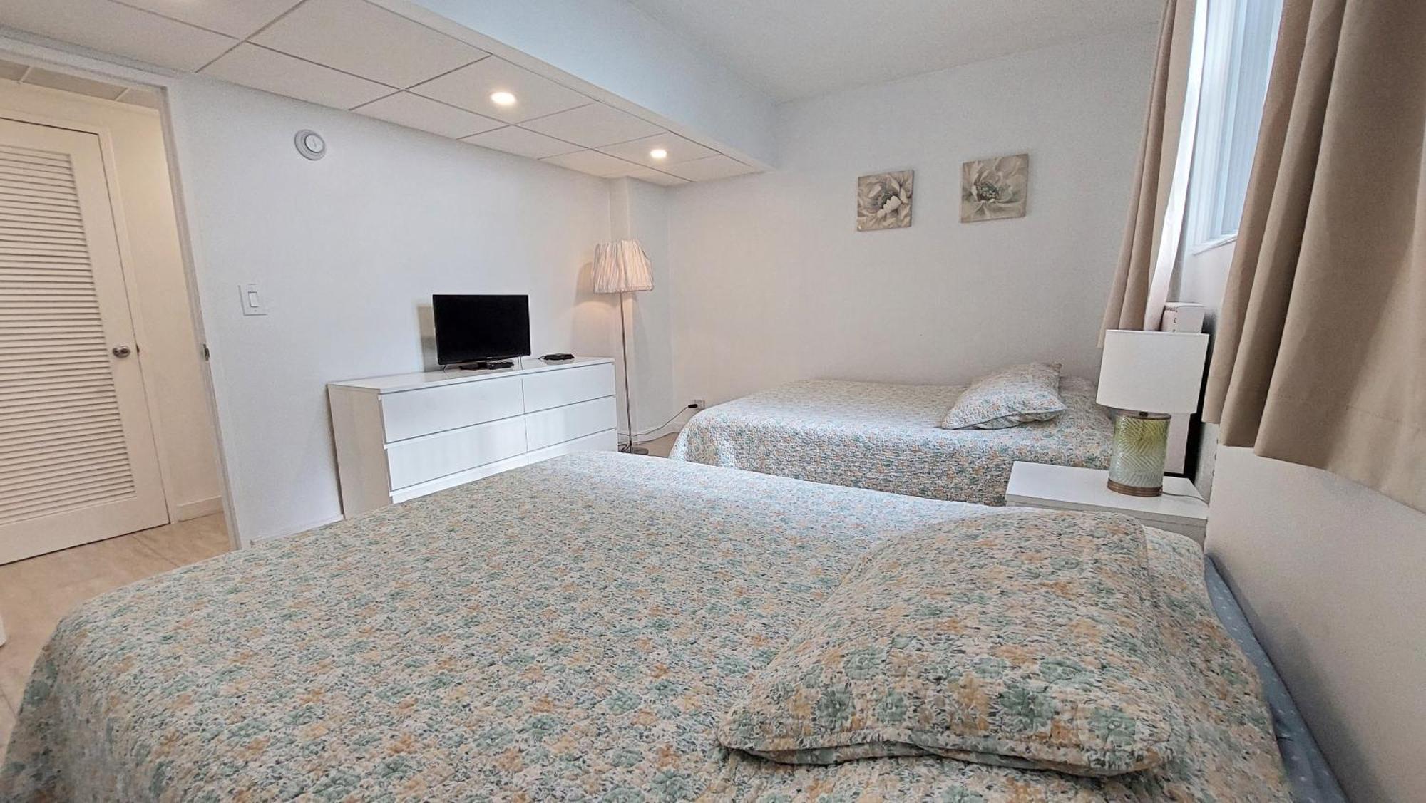 The Tides 1 Bedroom 8th Floor We Are On The