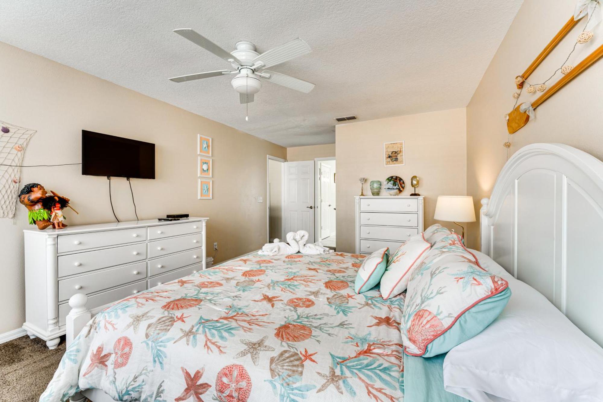 Disney-themed With Heated Pool, 10 Mi To Parks Kissimmee