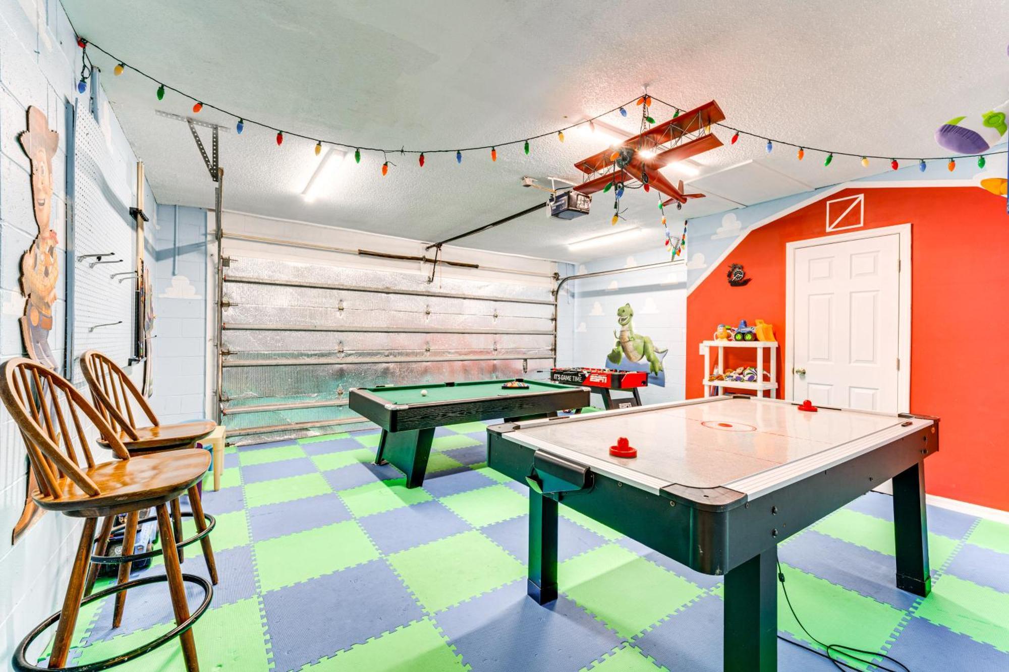 Villa Disney-themed With Heated Pool, 10 Mi To Parks