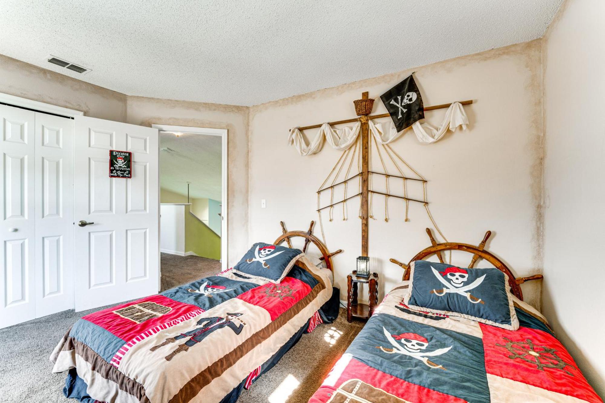 Disney-themed With Heated Pool, 10 Mi To Parks *