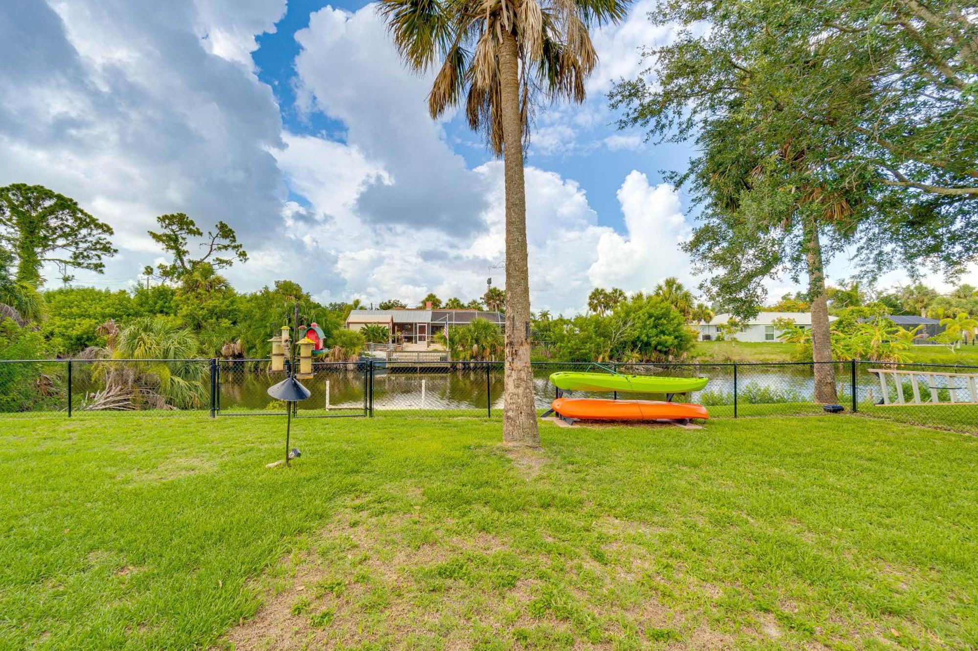 Canalfront Retreat With Heated Pool And Hot Tub!