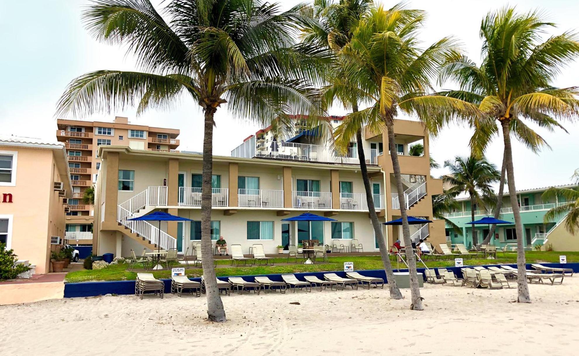 Enchanted Isle Aparthotel 3*