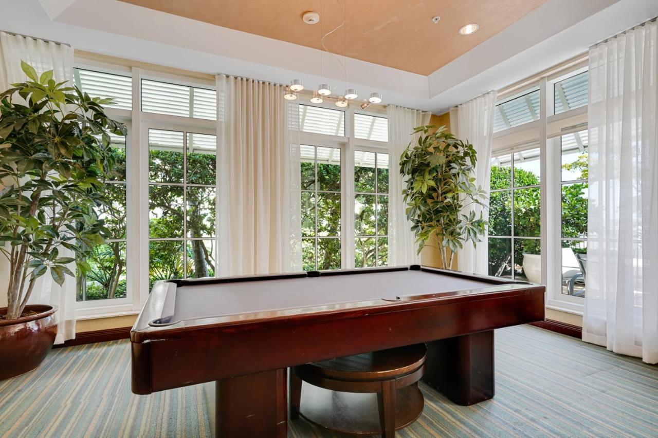 Holiday home With Rooftop Pool In Boynton