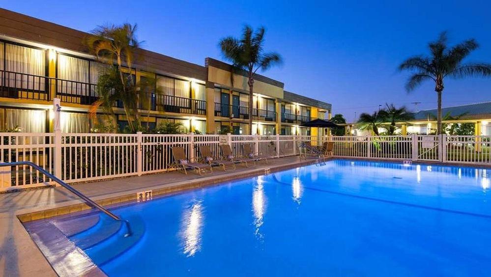 Hotel Ramada By Wyndham 3*