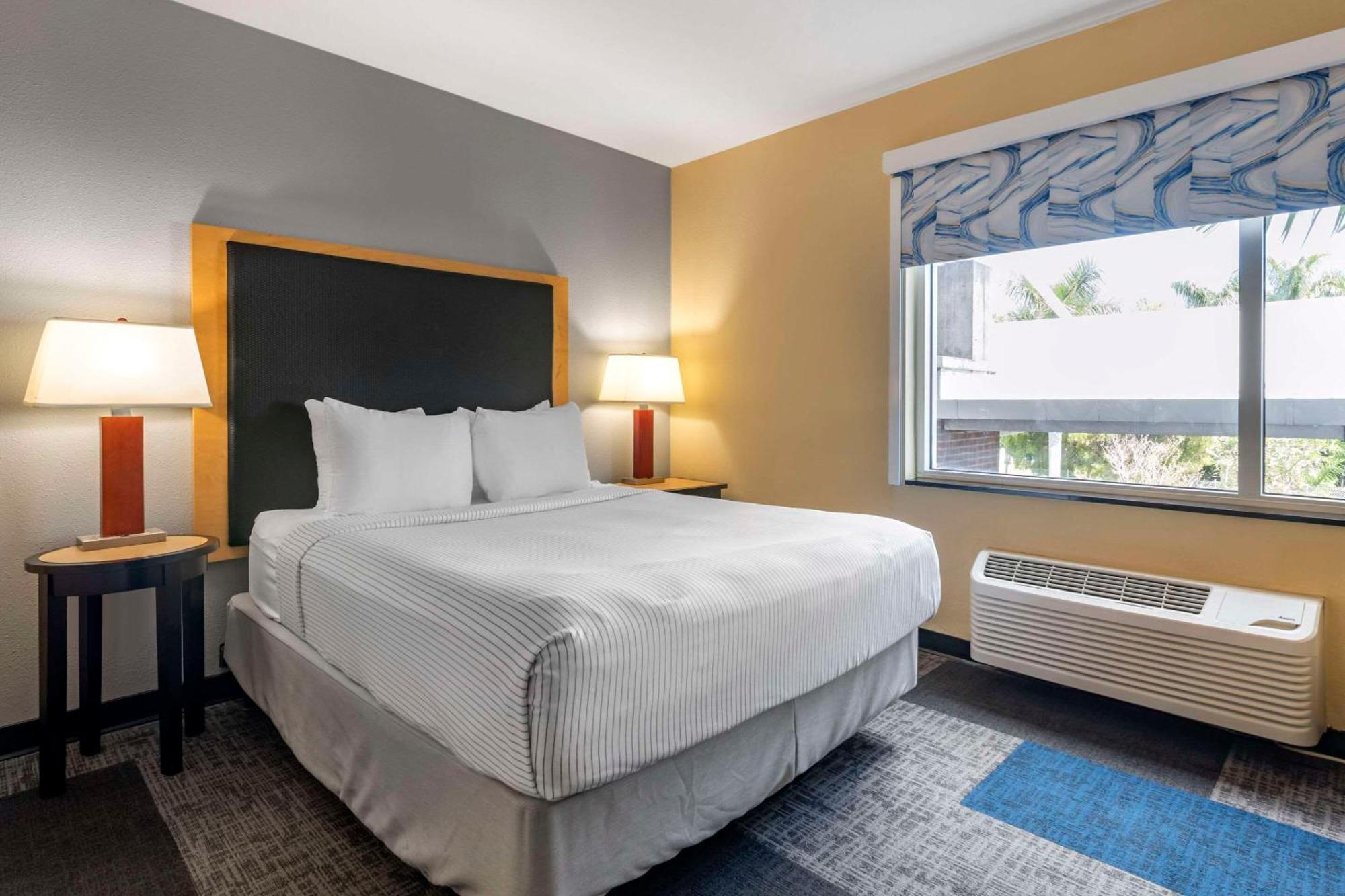 Cambria Ft Lauderdale, Airport South & Cruise Port Dania Beach