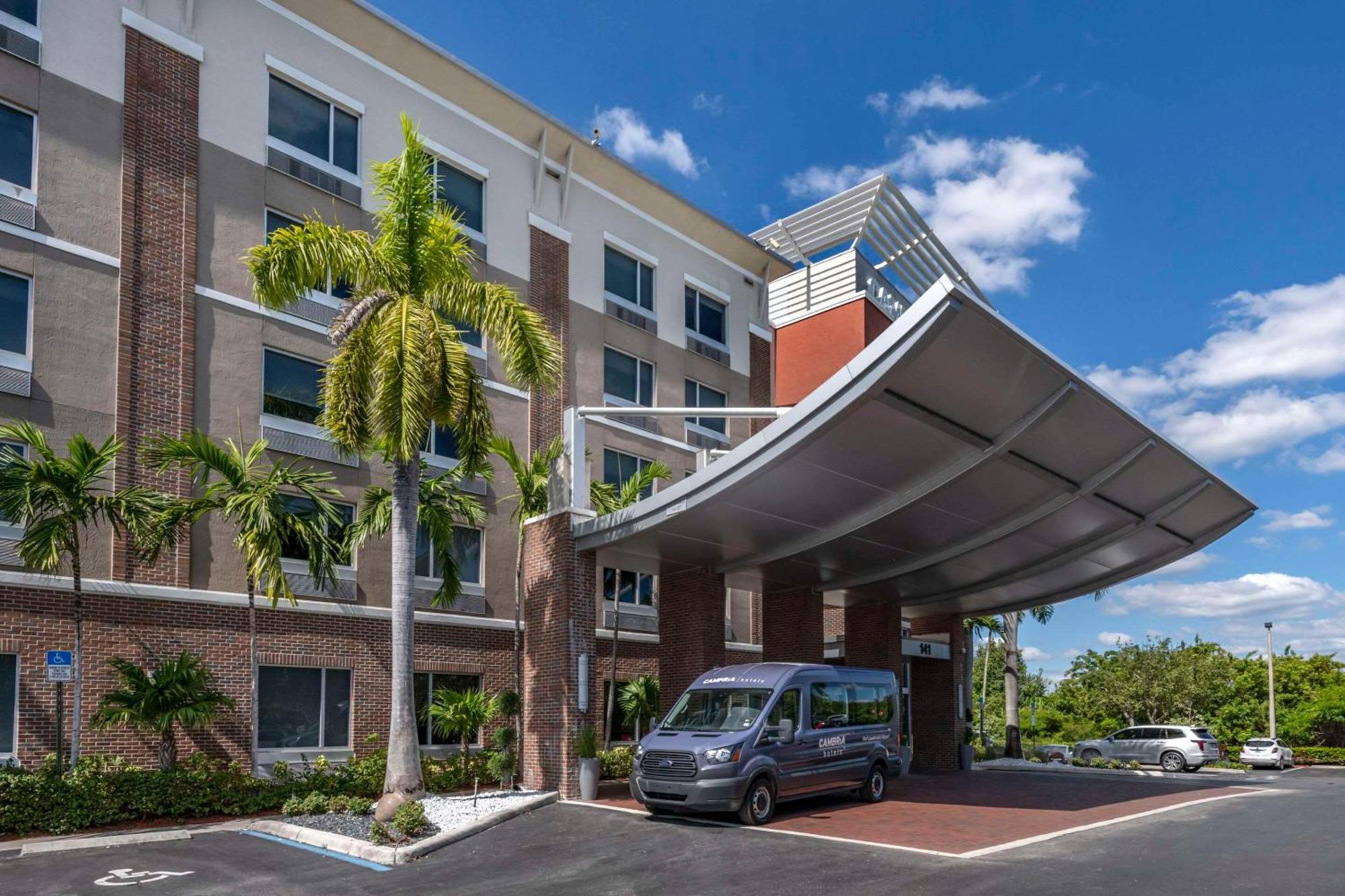 Hotel Cambria Ft Lauderdale, Airport South & Cruise Port Dania Beach