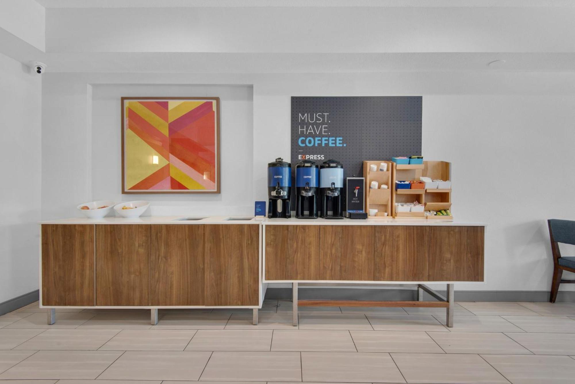 Hotel Express E - Commons Mall Area By Ihg Destin